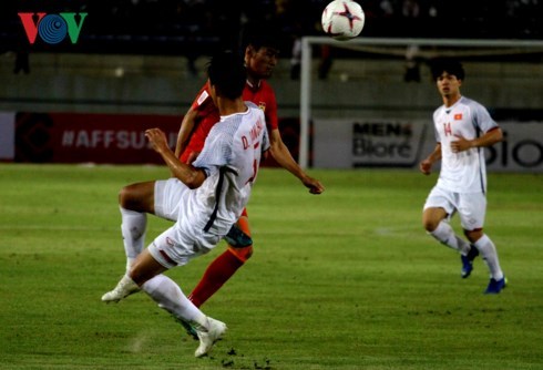 truc tiep dt viet nam vs dt lao vong bang aff cup 2018 hinh 4